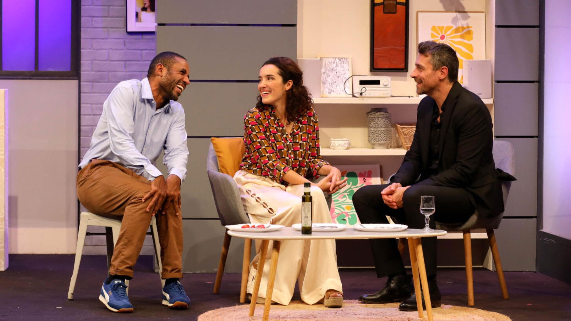 Backdrop for Rupture à domicile