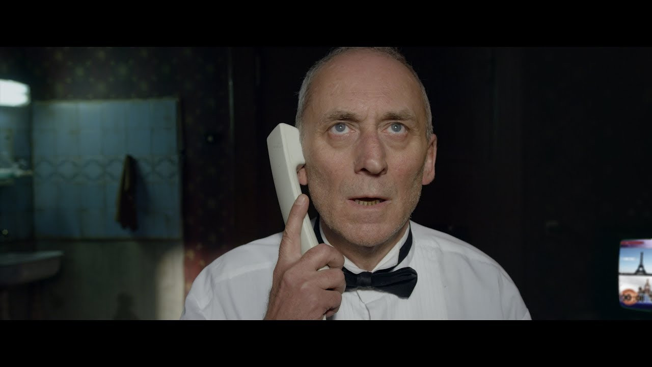 Backdrop for 8 Minutes