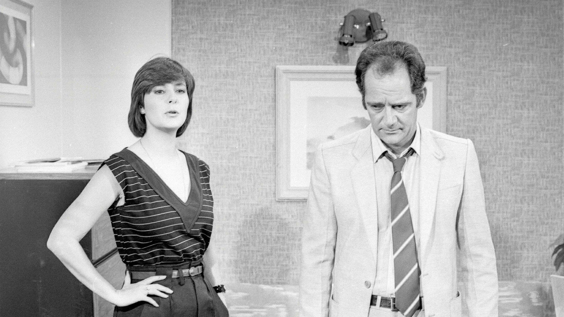 Backdrop for Pão-Pão, Beijo-Beijo