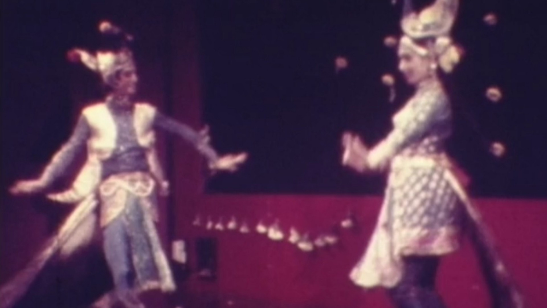 Backdrop for Rummaging for Pasts