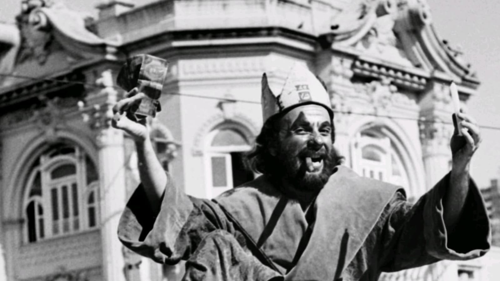 Backdrop for The King of the Candle