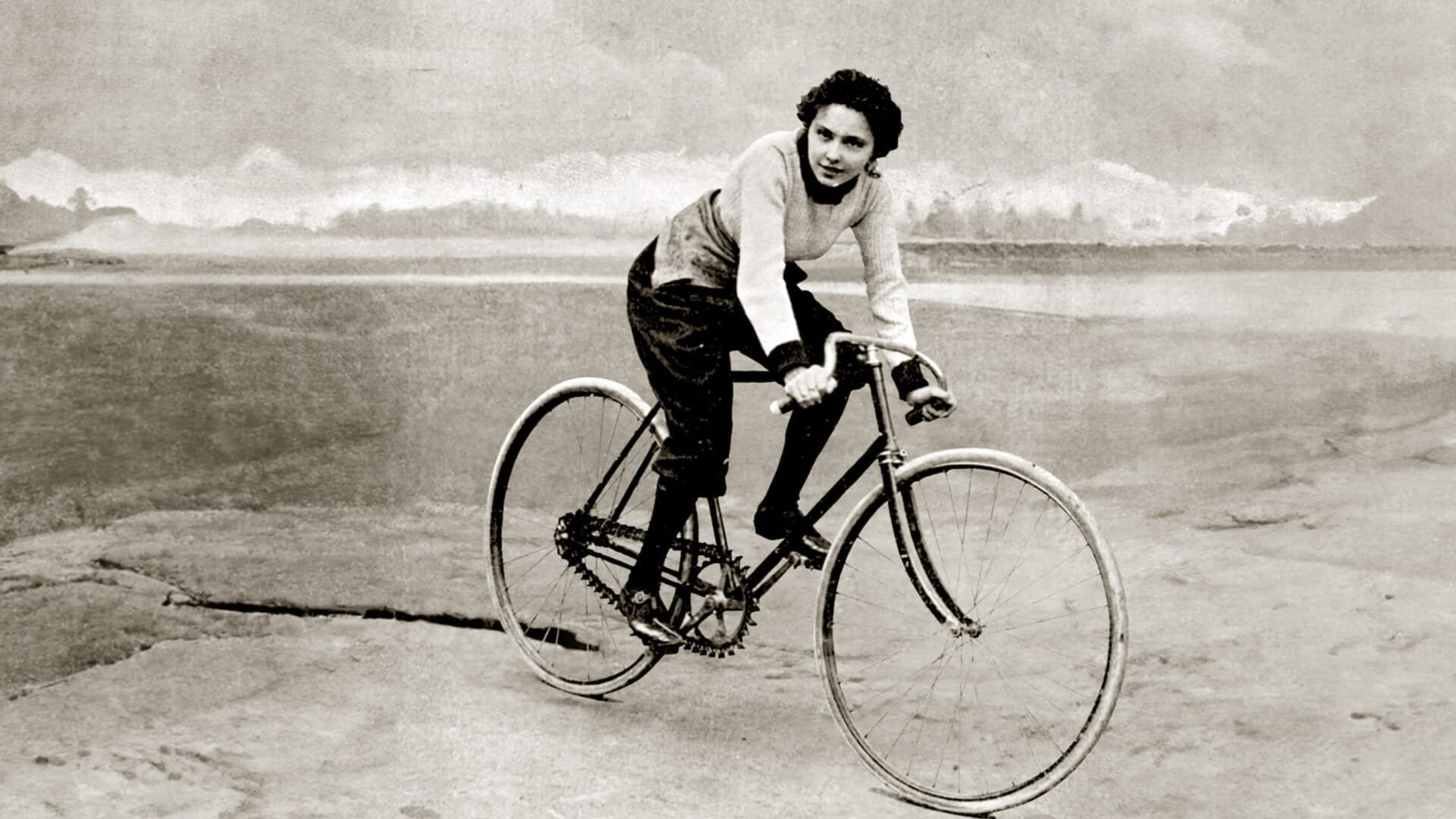 Backdrop for Les aventurières du vélo