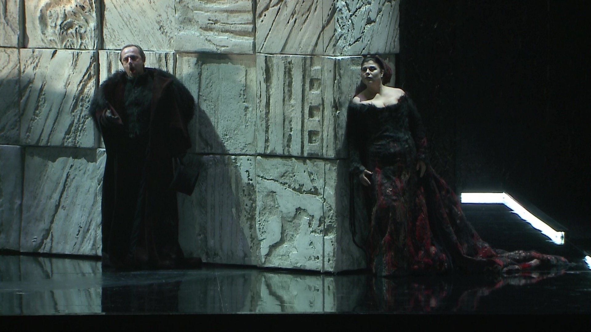 Backdrop for Giuseppe Verdi : La forza del destino