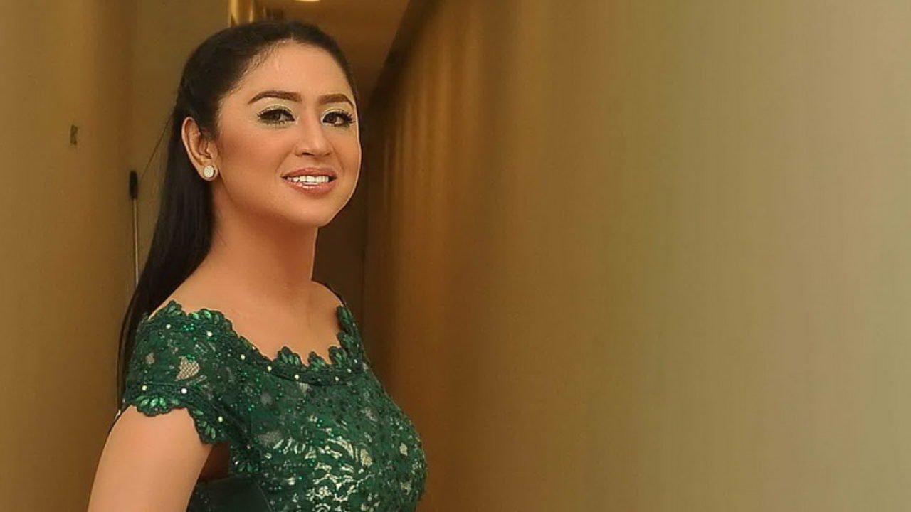 Backdrop for Mud Ghost