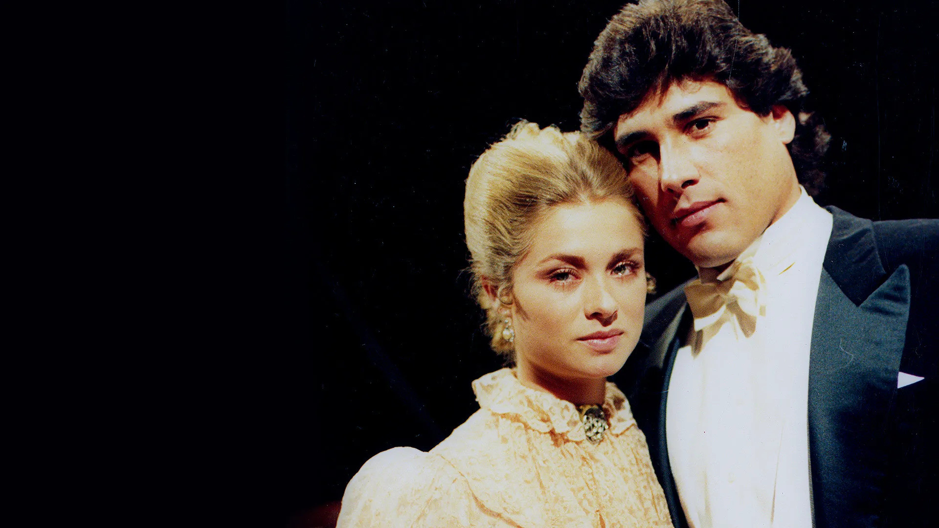 Backdrop for Yo compro esa mujer