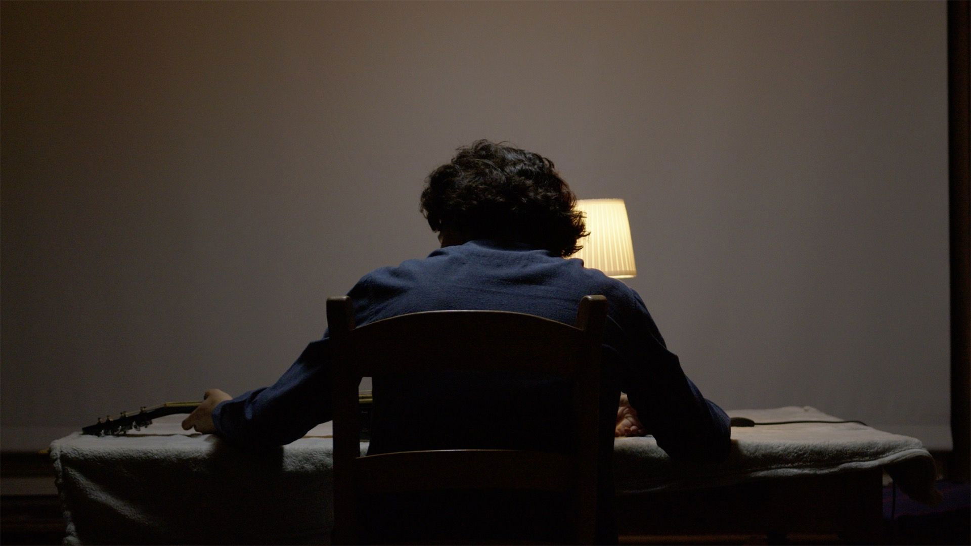 Backdrop for suffoque.