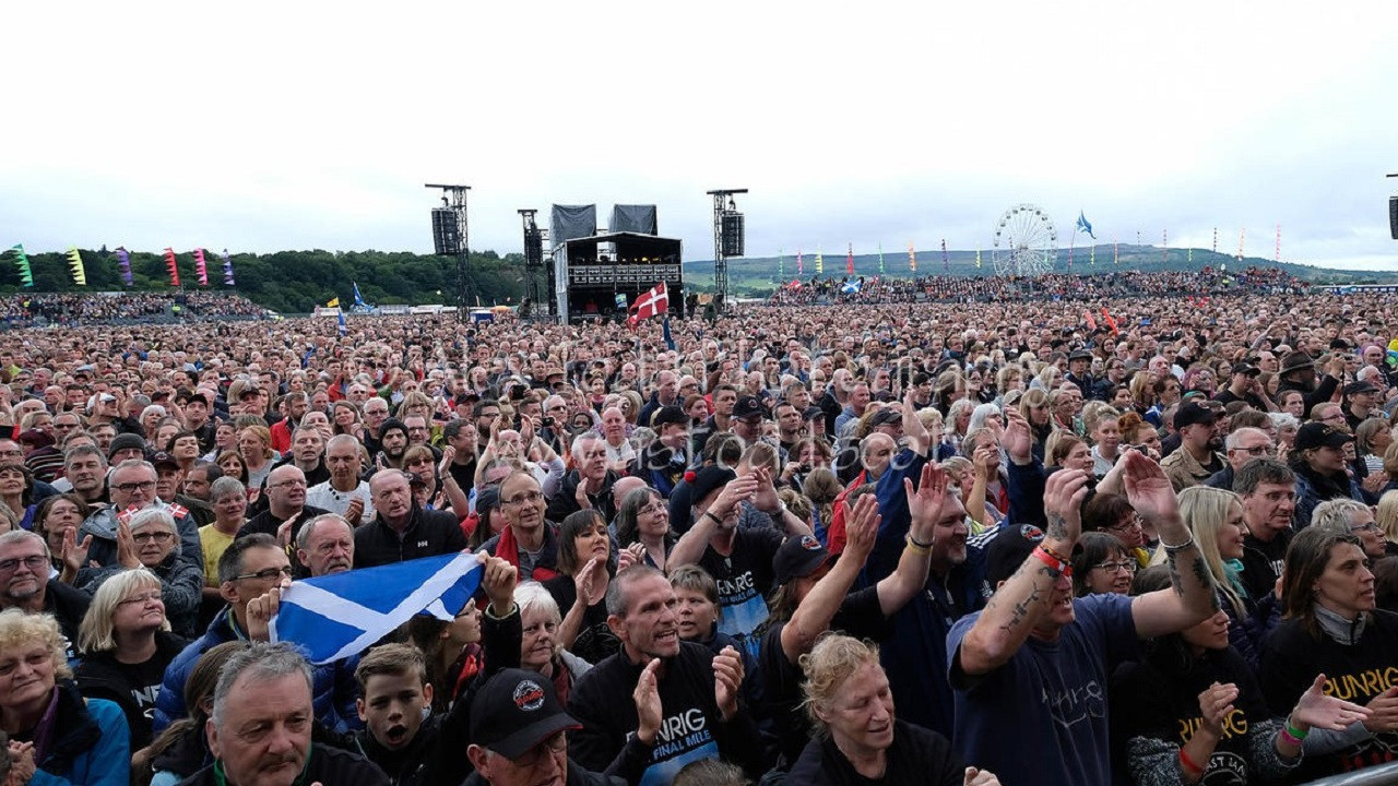 Backdrop for Runrig: The Last Dance