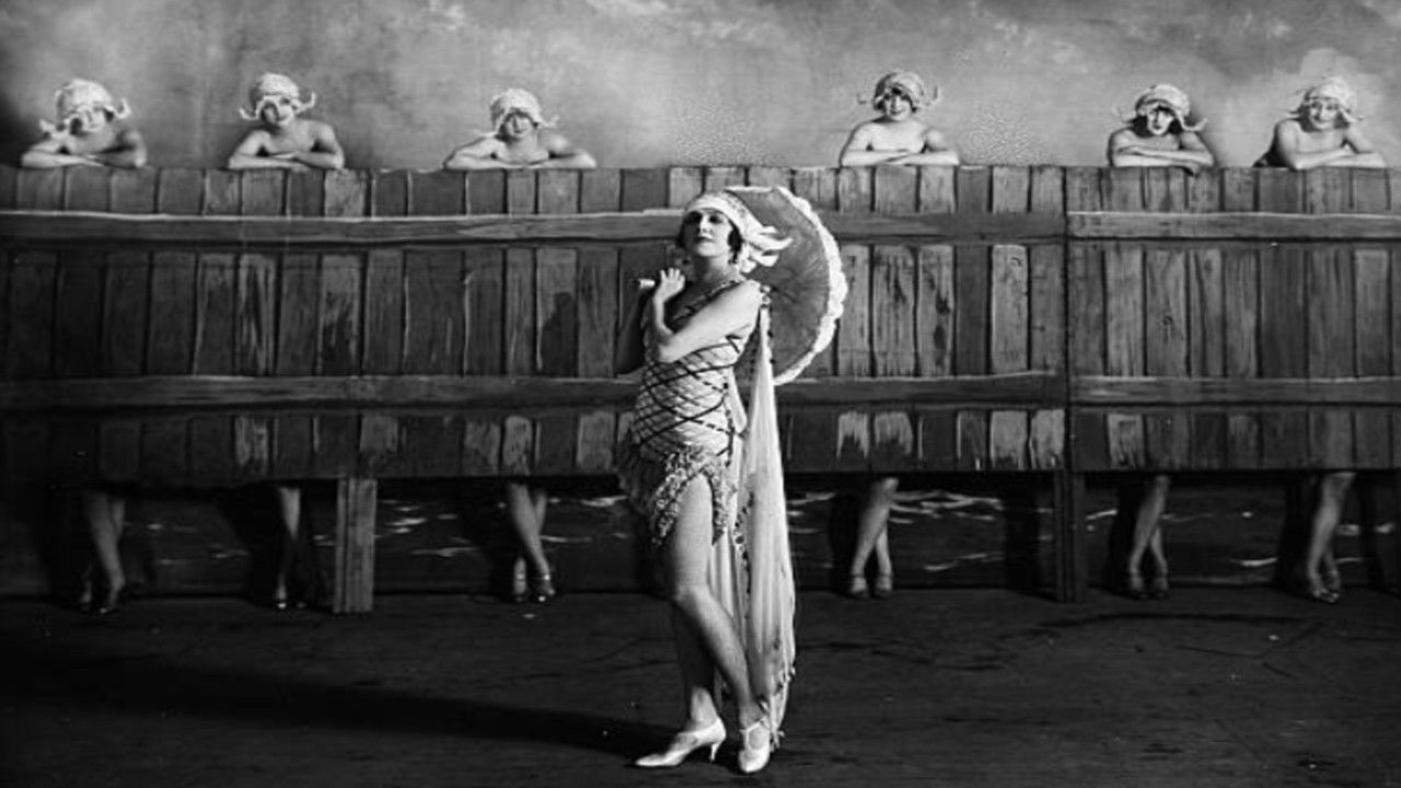 Backdrop for Freie Liebe