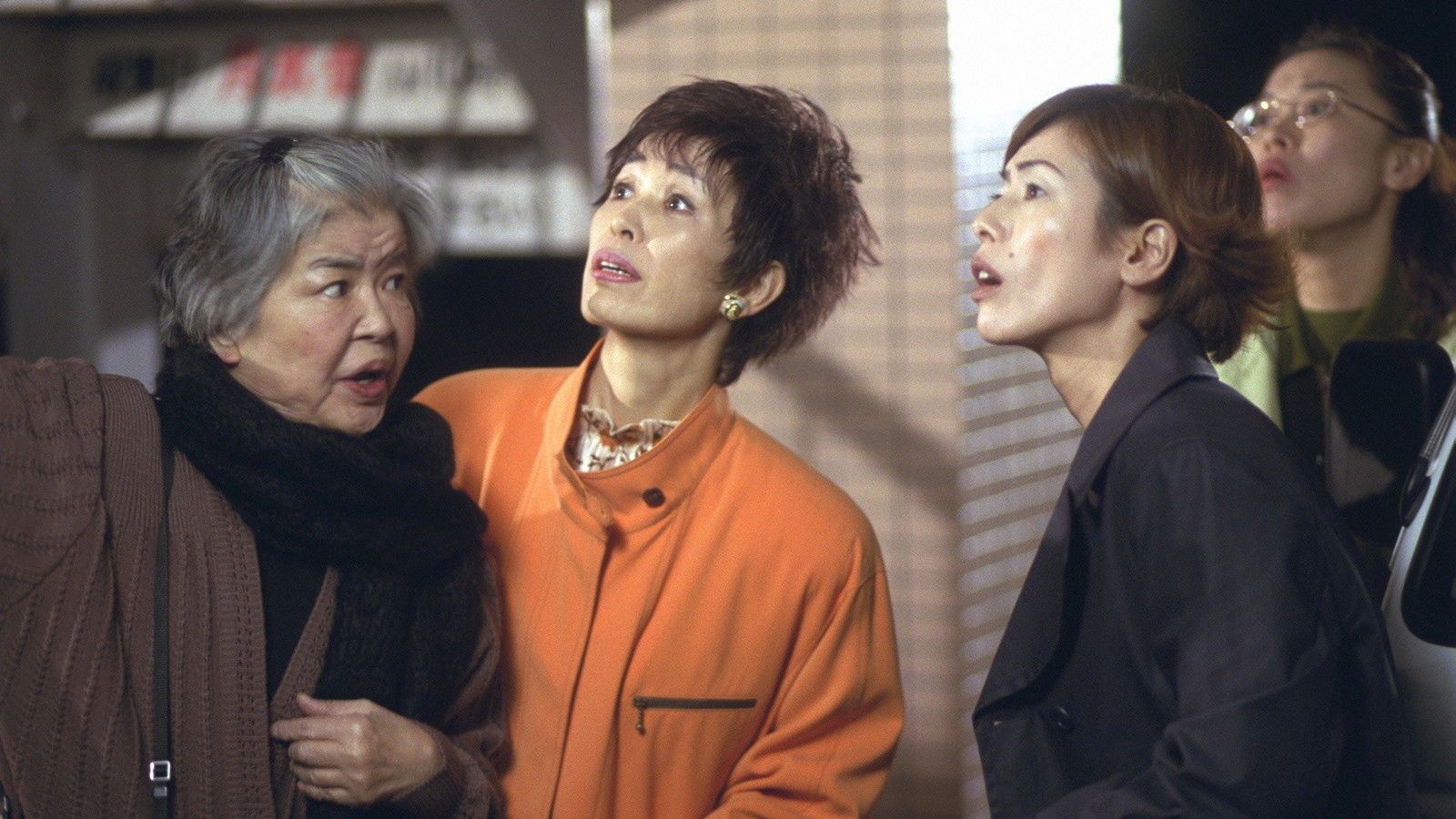 Backdrop for 女ざかり！！区役所の名探偵