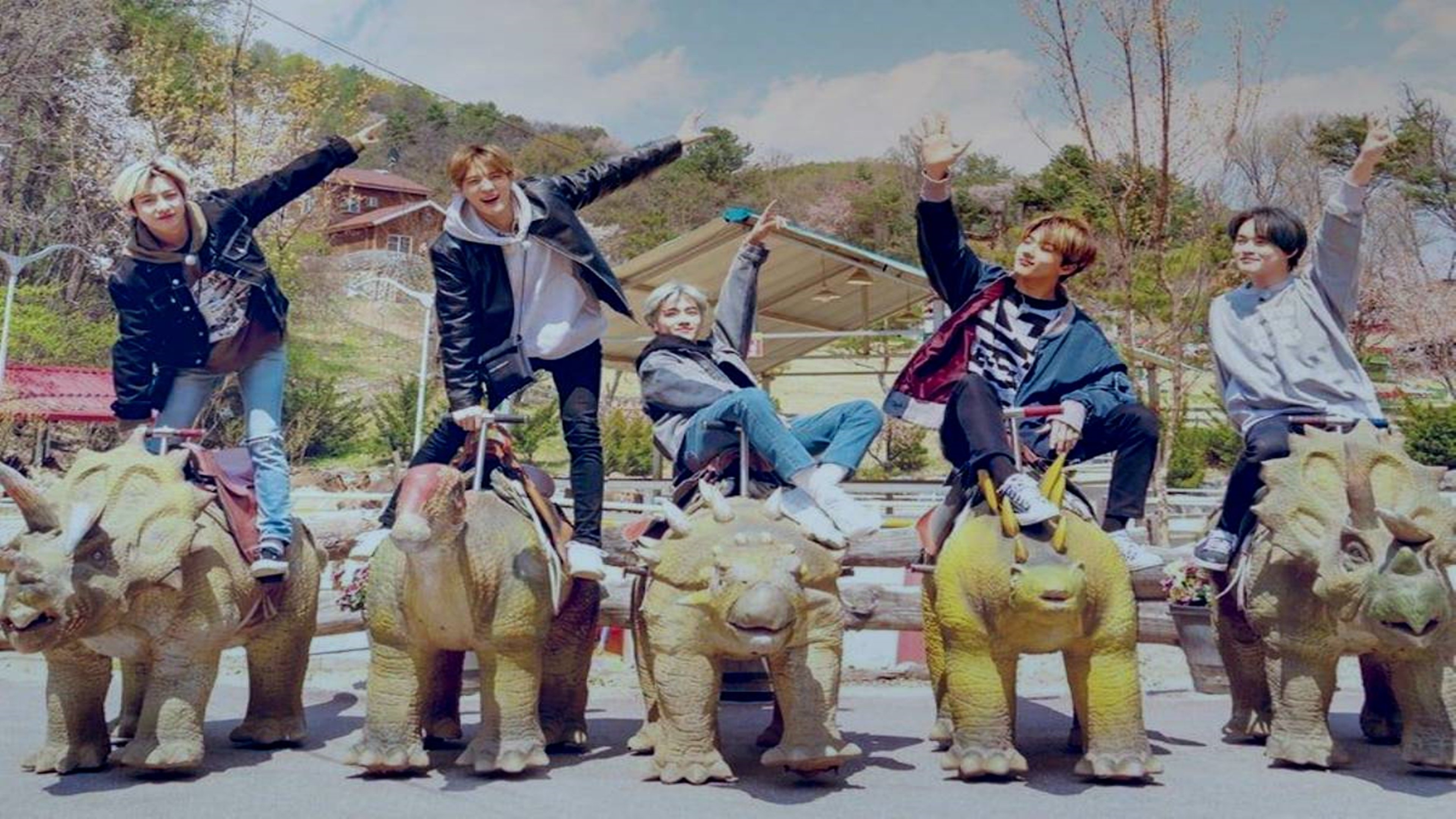 Backdrop for NCT Life: DREAM in Wonderland