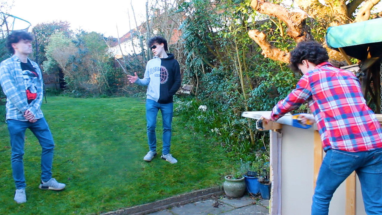 Backdrop for DONOVAN 17: THE WEEKEND WARS