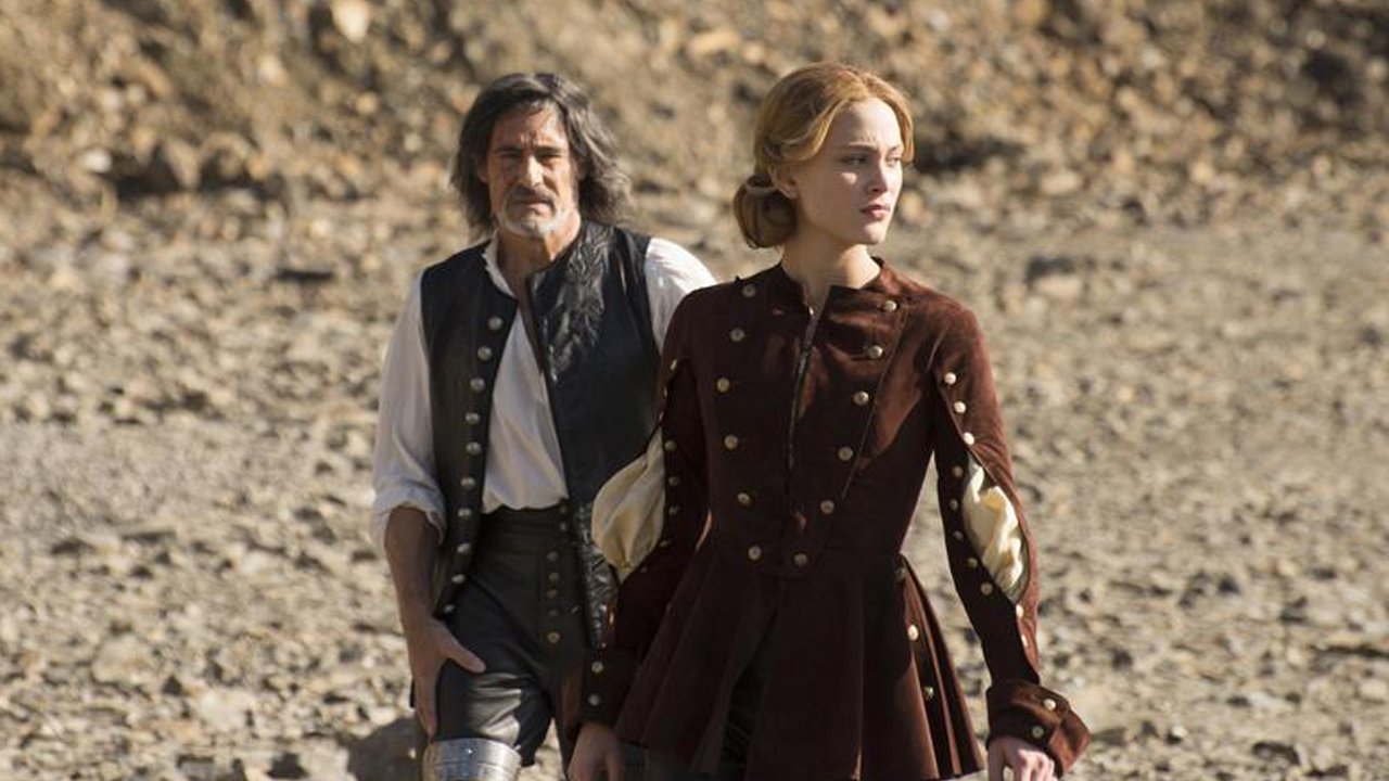 Backdrop for Angélique