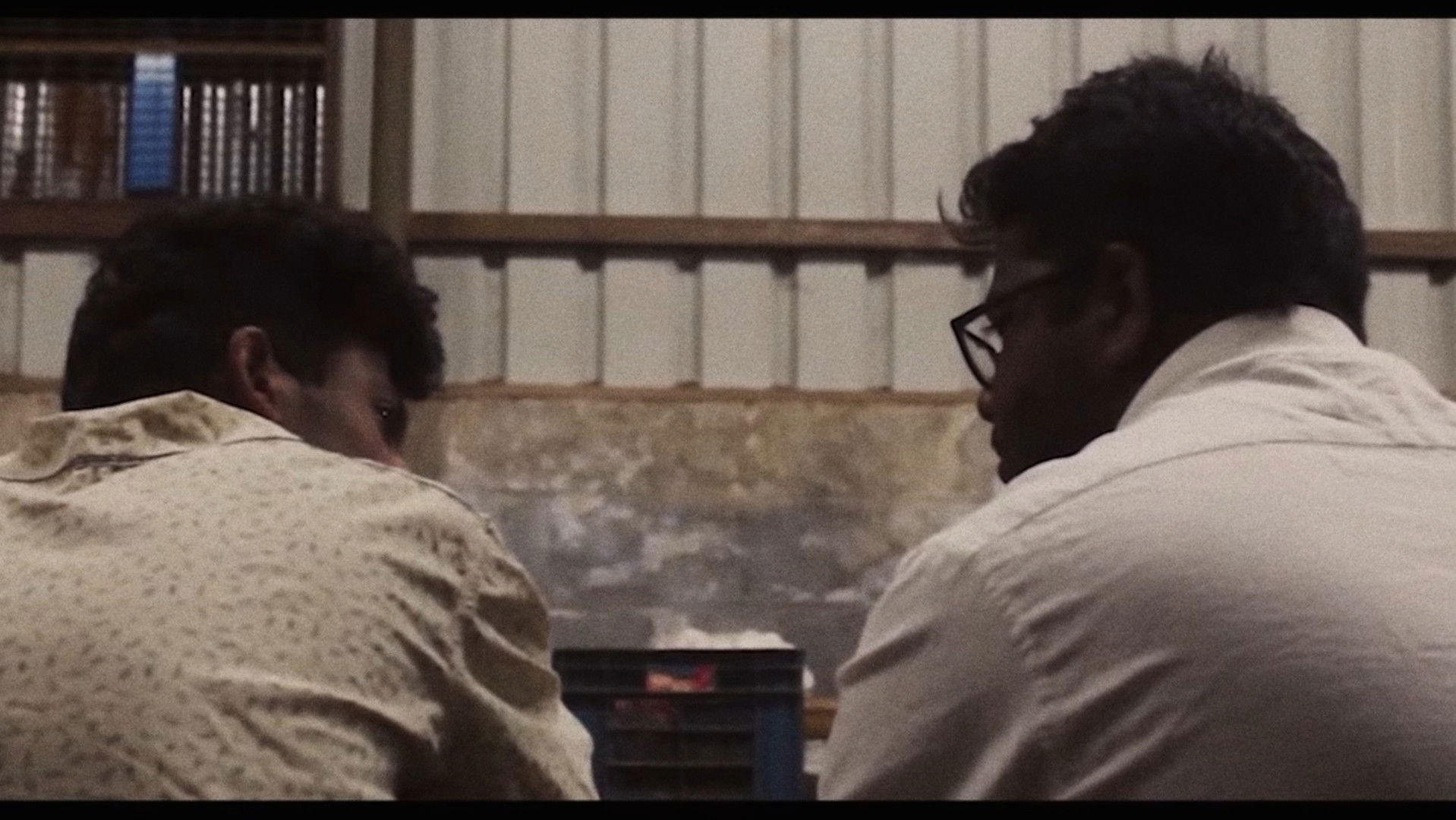 Backdrop for Moovidapeyar