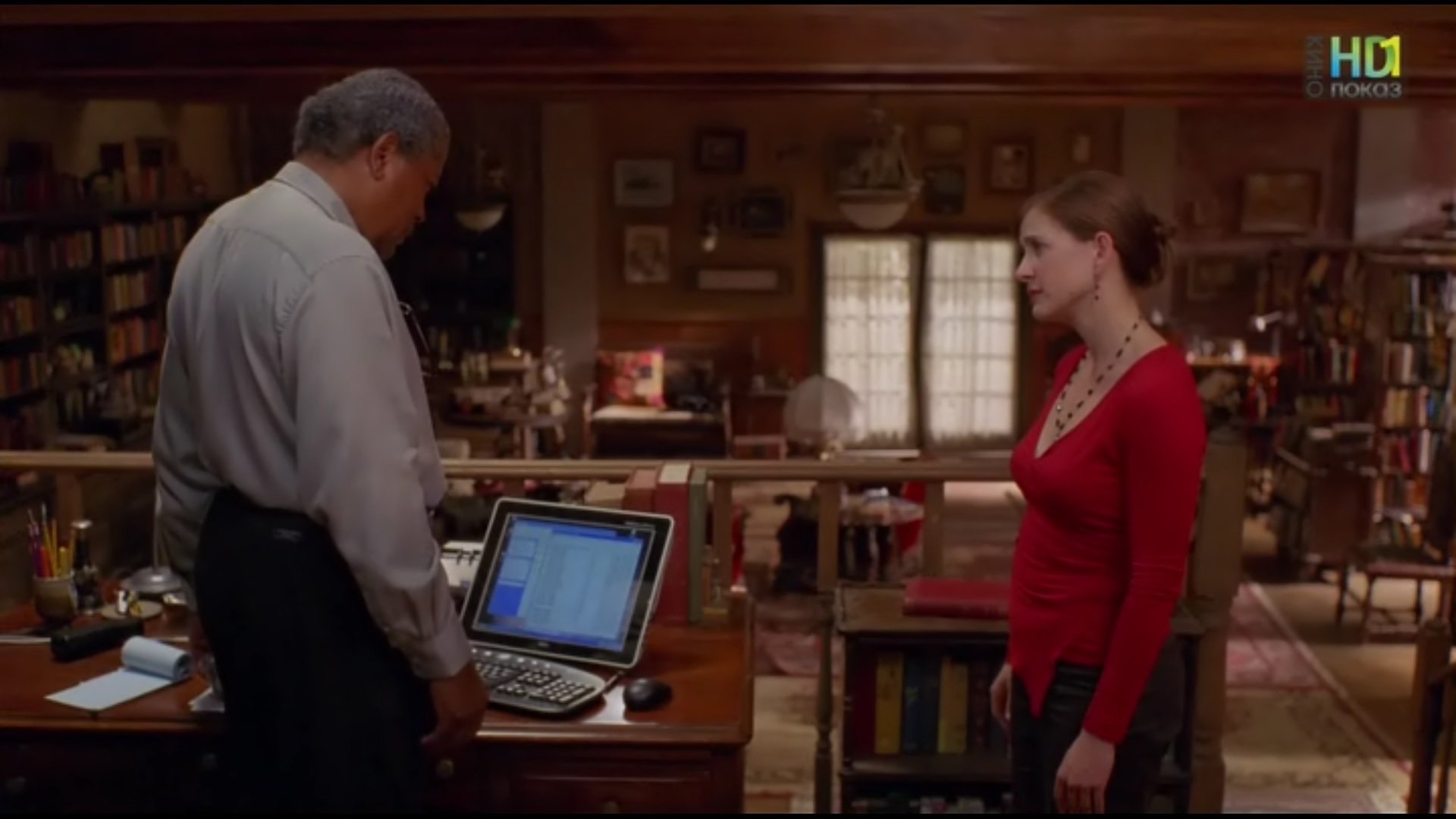 Backdrop for Mystery Woman: Sing Me a Murder