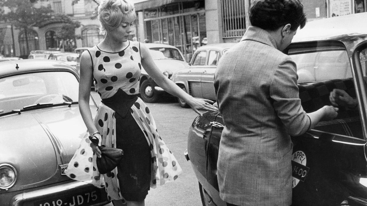 Backdrop for Cléo from 5 to 7: Remembrances and Anecdotes