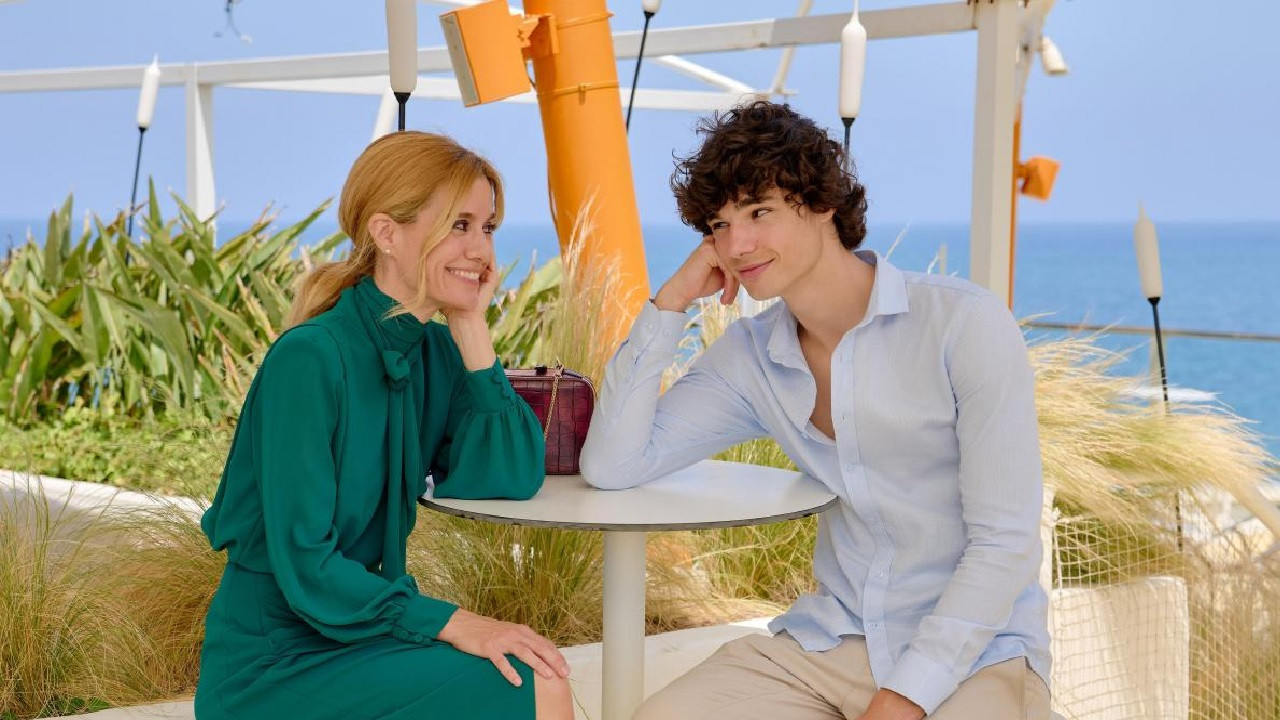 Backdrop for Scandal: Story of an Obsession