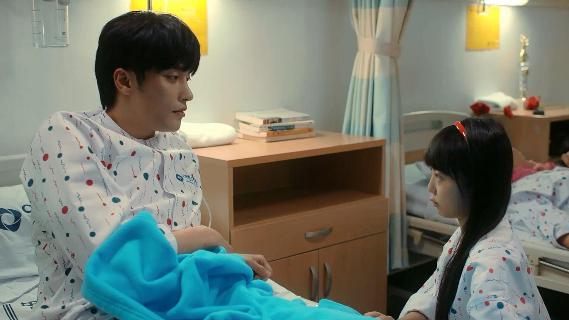 Backdrop for 6 Persons Room