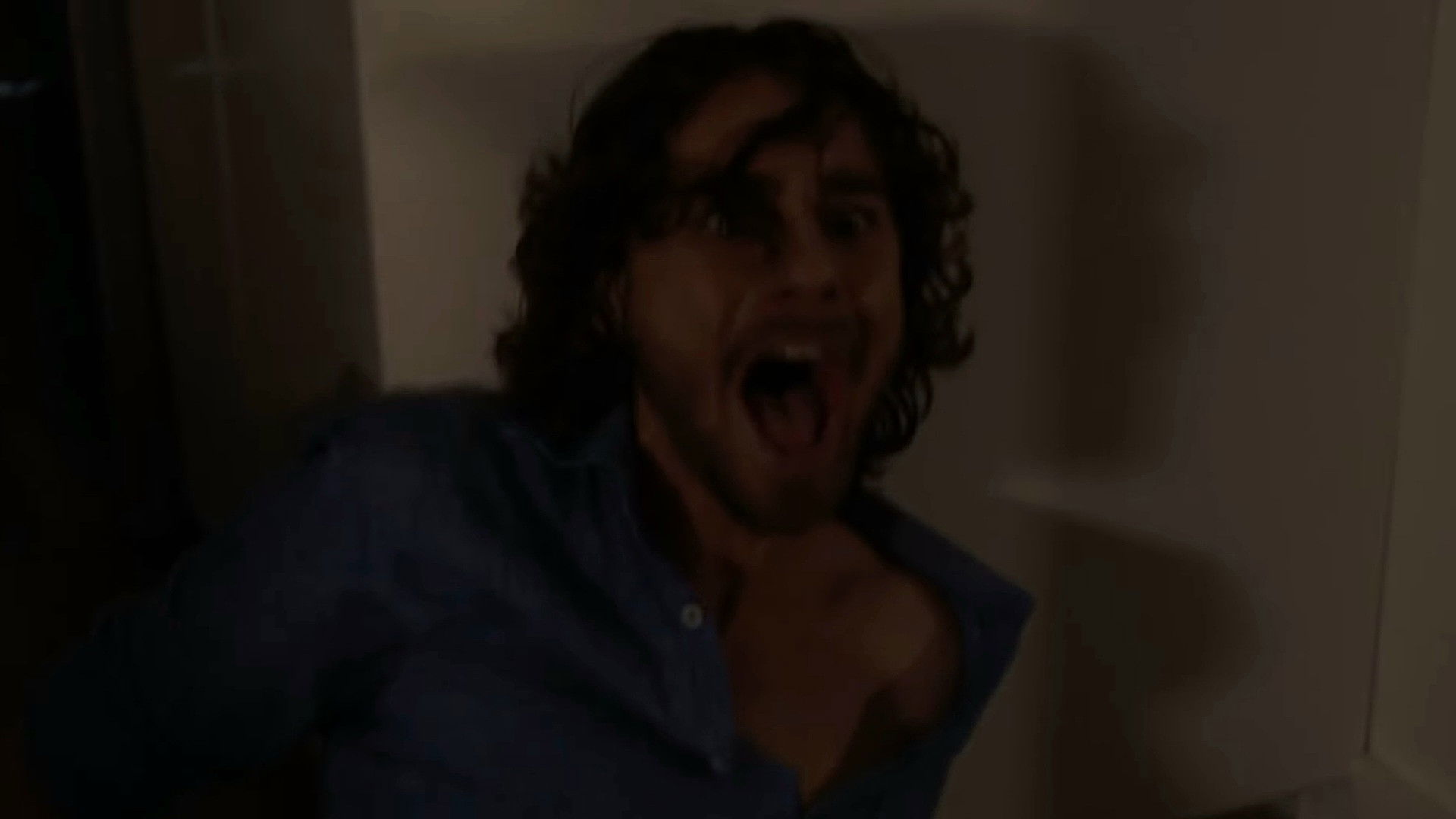 Backdrop for My Girlfriend is a Ghost