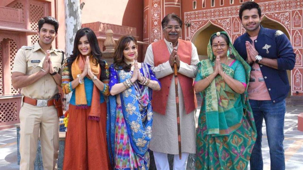 Backdrop for Tu Sooraj Main Saanjh Piyaji