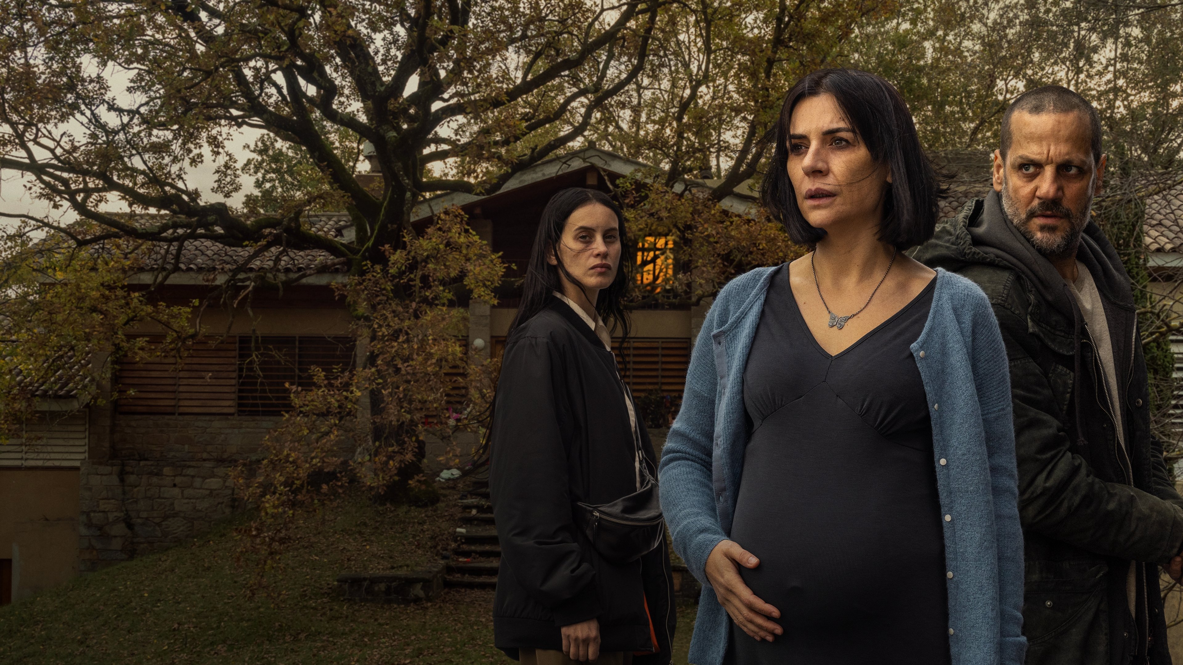 Backdrop for Los sin nombre