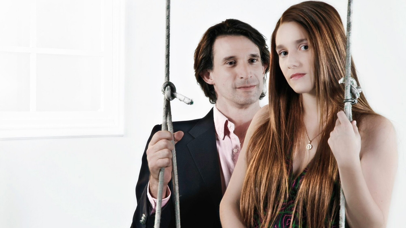 Backdrop for ¿Dónde está Elisa?