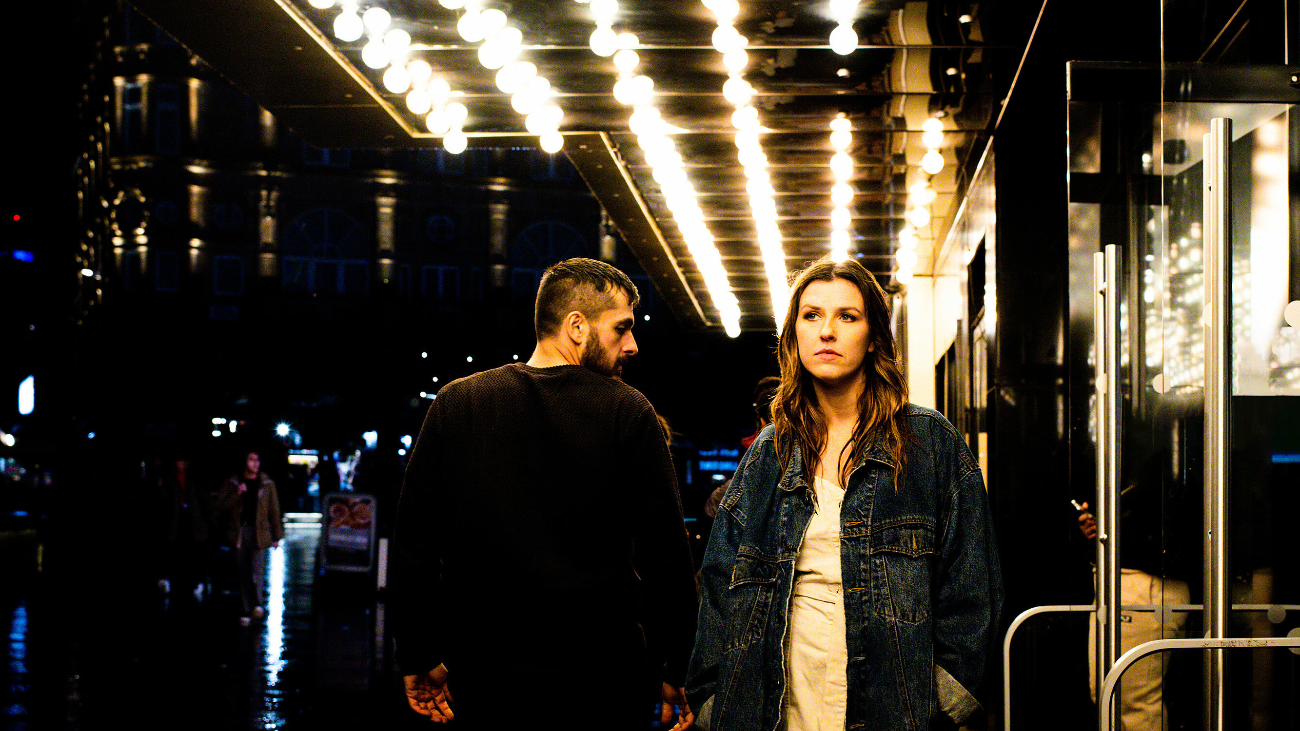 Backdrop for Undercover: Sexual Harassment - The Truth