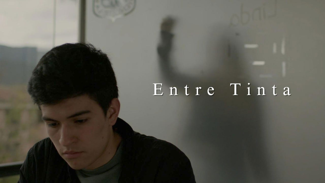 Backdrop for Entre Tinta