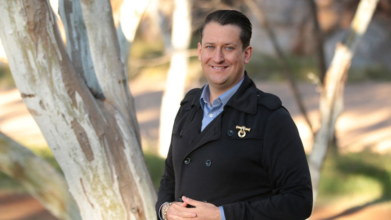 Backdrop for One Plus One - The Elders