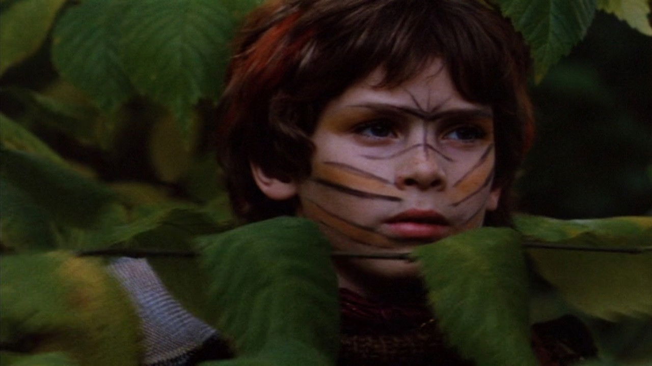 Backdrop for Rødtotterne og Tyrannos