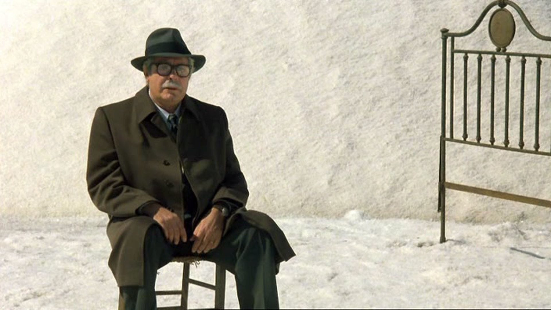 Backdrop for Everybody's Fine