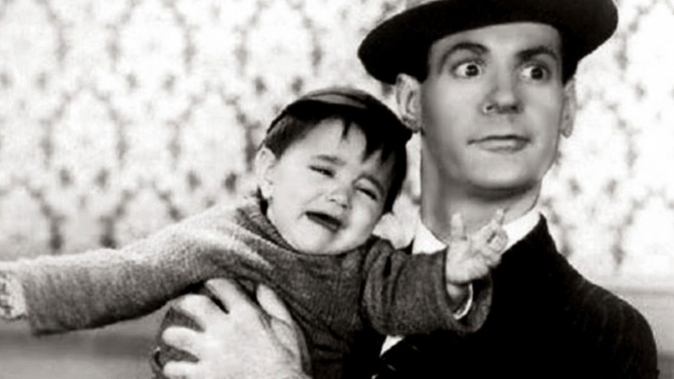 Backdrop for Un bebé de contrabando