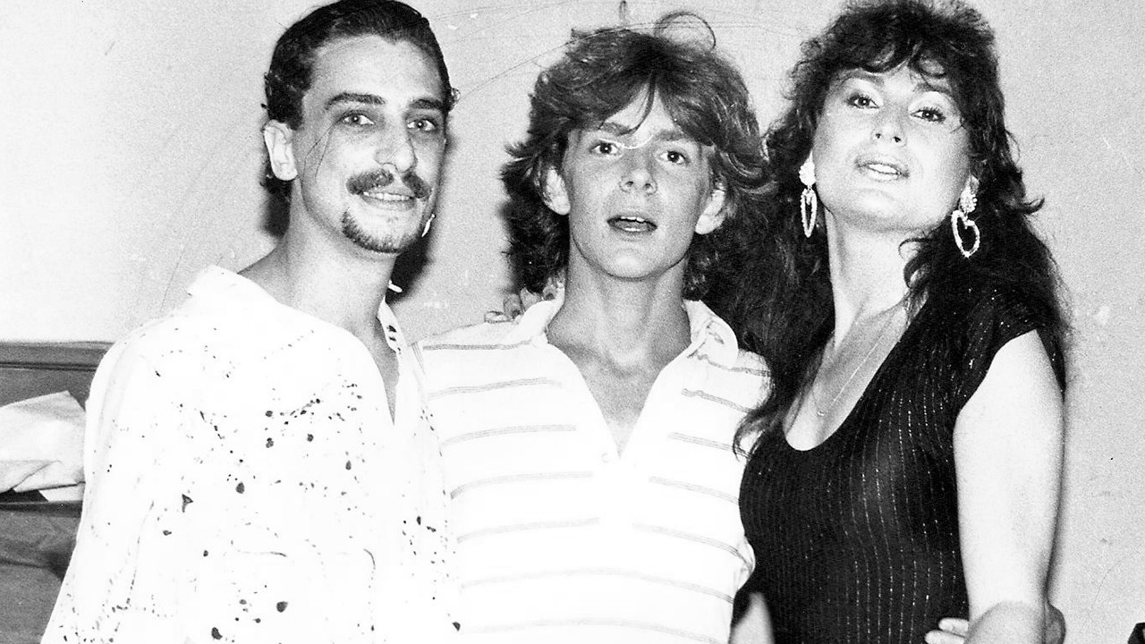 Backdrop for La bailanta