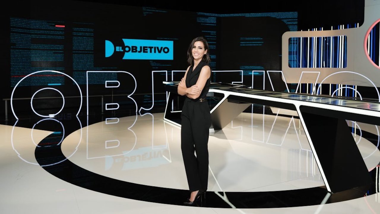 Backdrop for El Objetivo