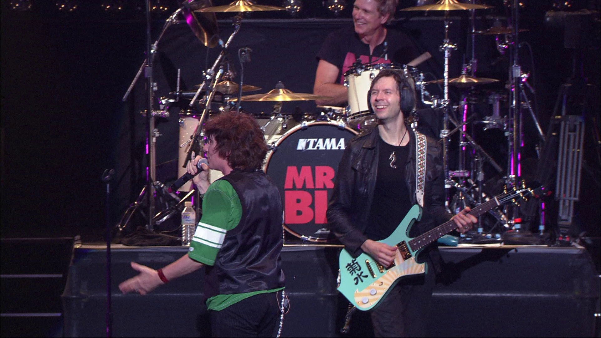 Backdrop for Mr. Big: Back to Budokan