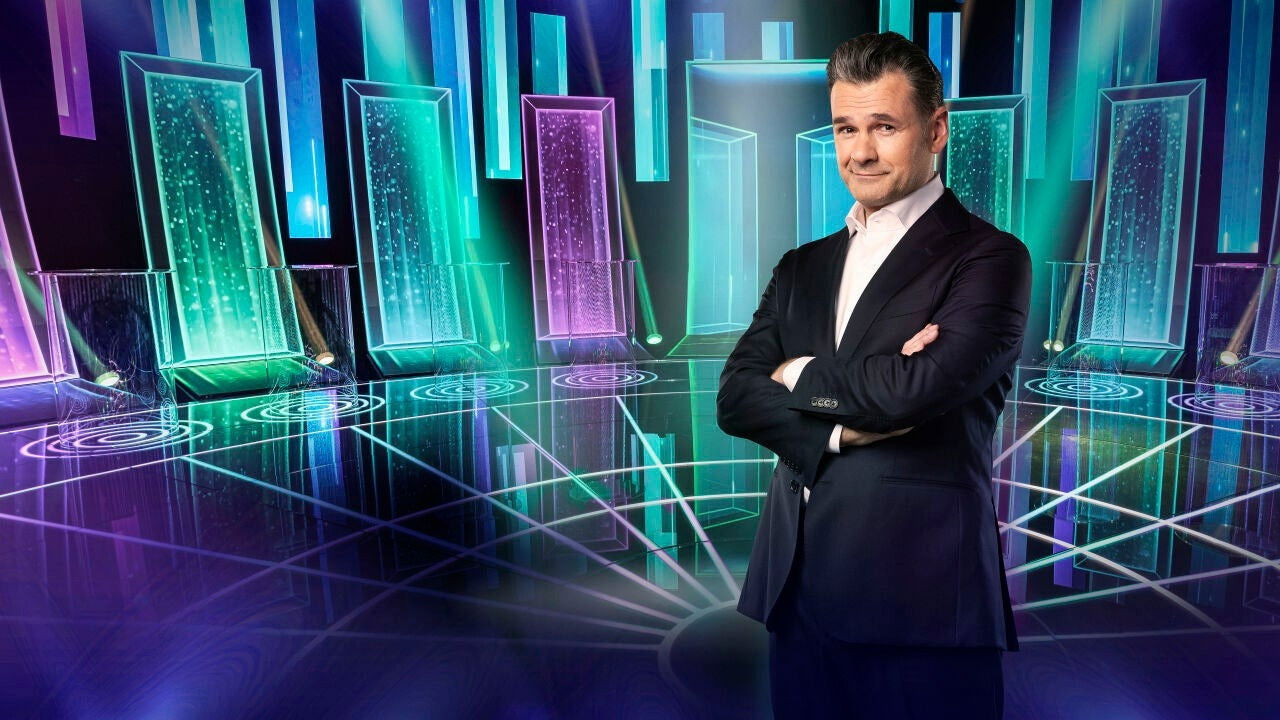 Backdrop for Tesoro O Cacharro