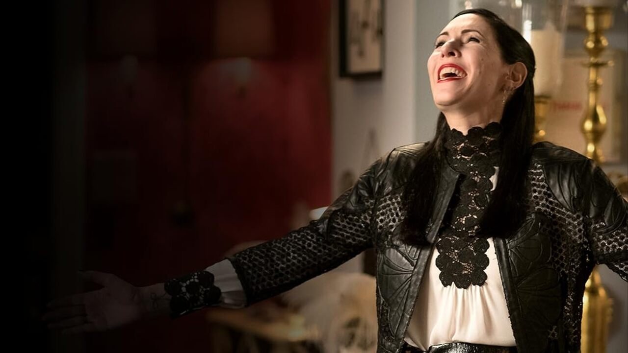 Backdrop for Odd Mom Out