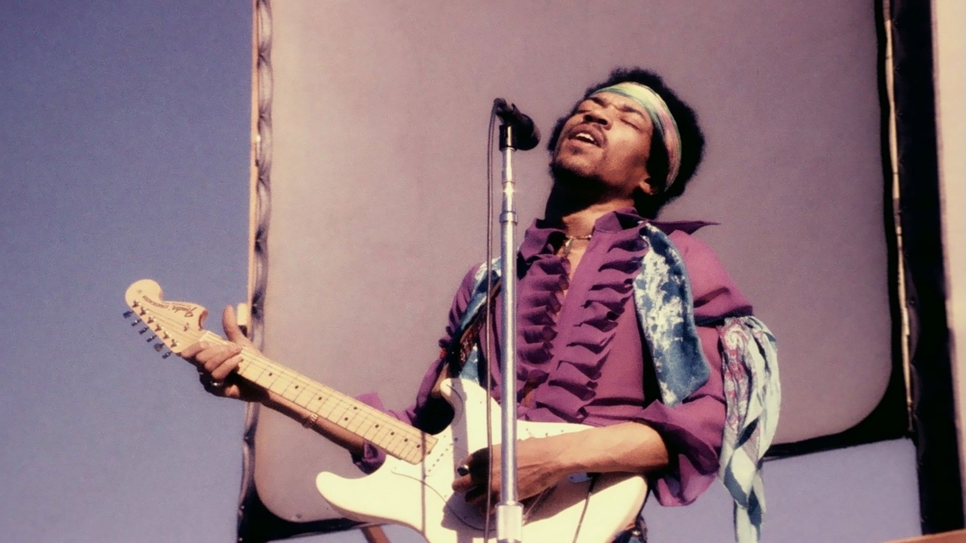 Backdrop for Jimi Hendrix: Live At The Isle Of Wight - Blue Wild Angel