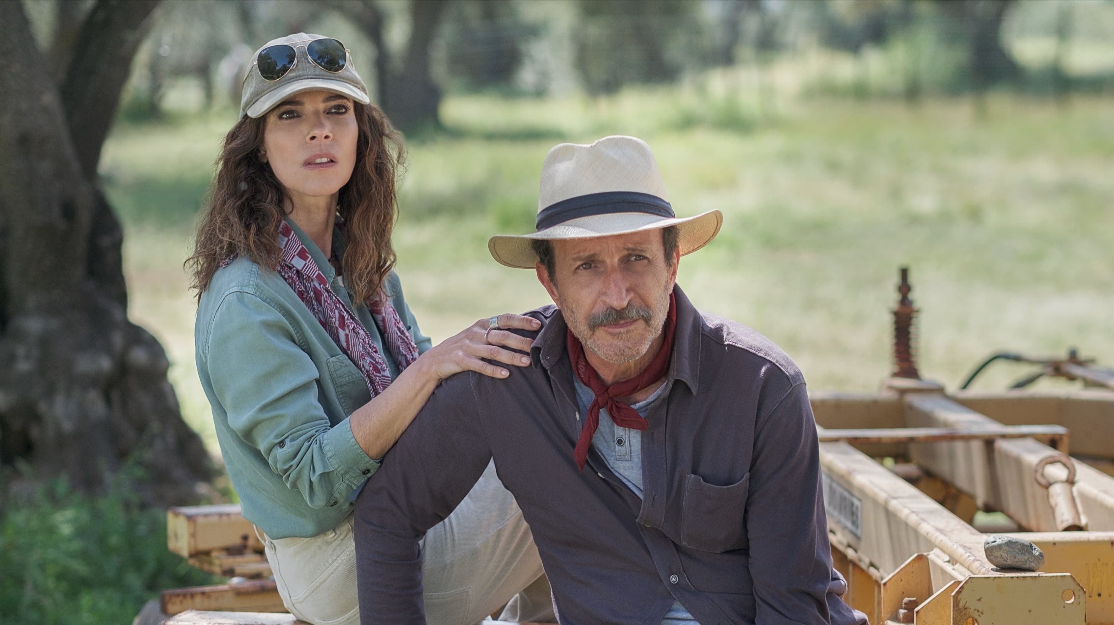 Backdrop for Familia