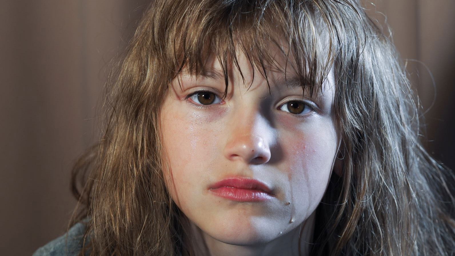 Backdrop for Il sole è buio