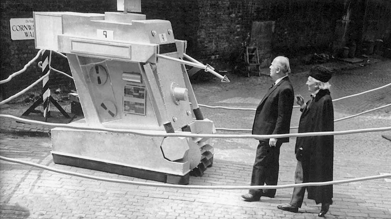 Backdrop for Doctor Who: The War Machines