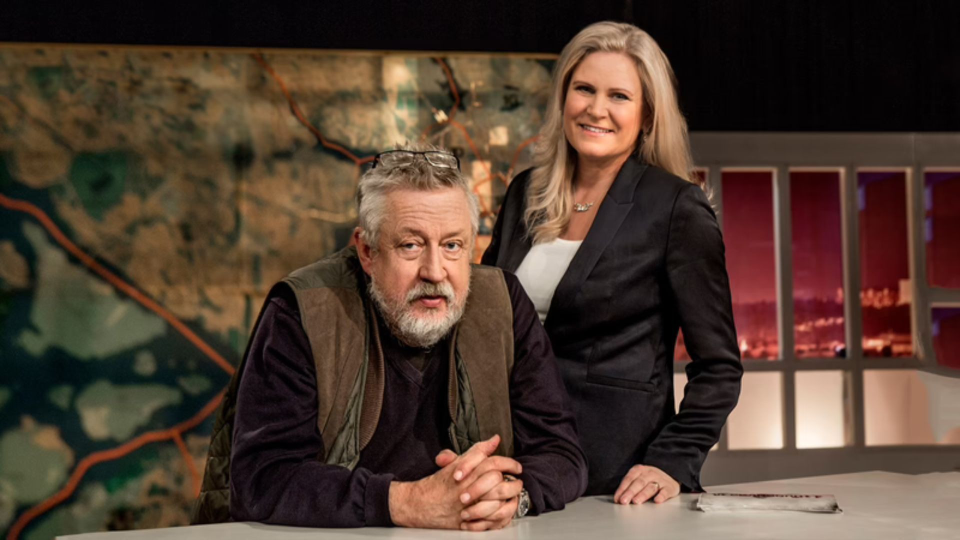 Backdrop for Leif GW Persson om Mordutredningen