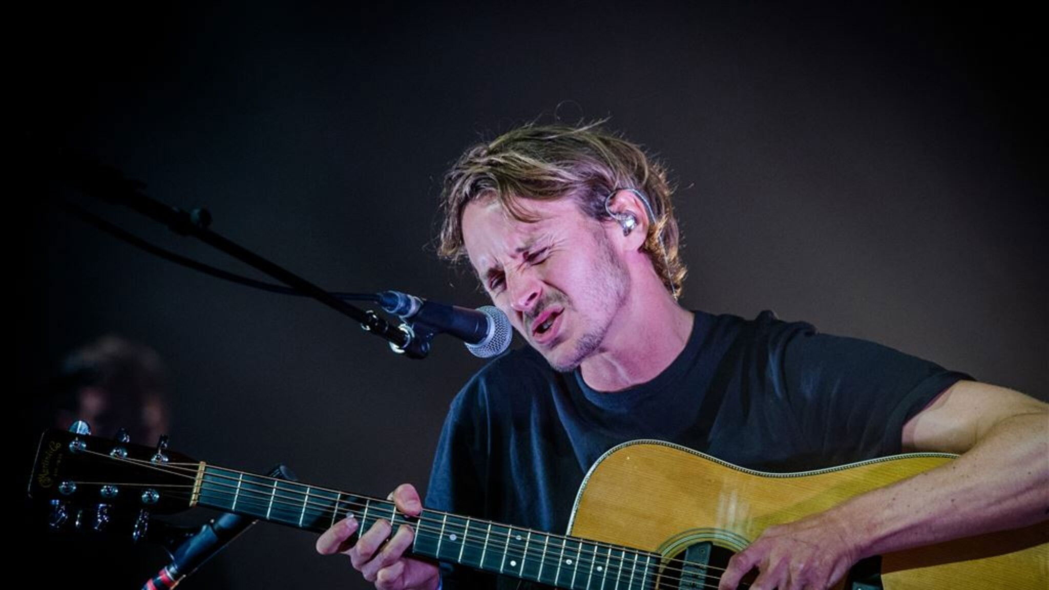 Backdrop for Ben Howard: Live At Lowlands