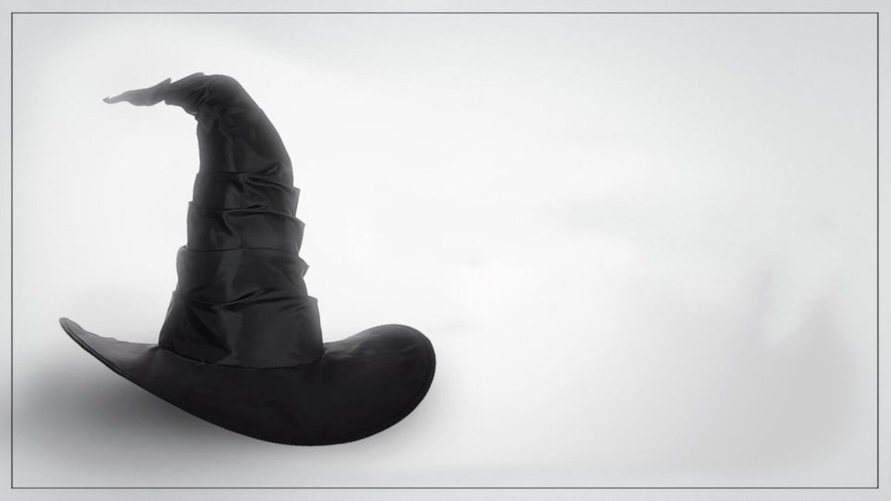 Backdrop for The Witches of Hollywood