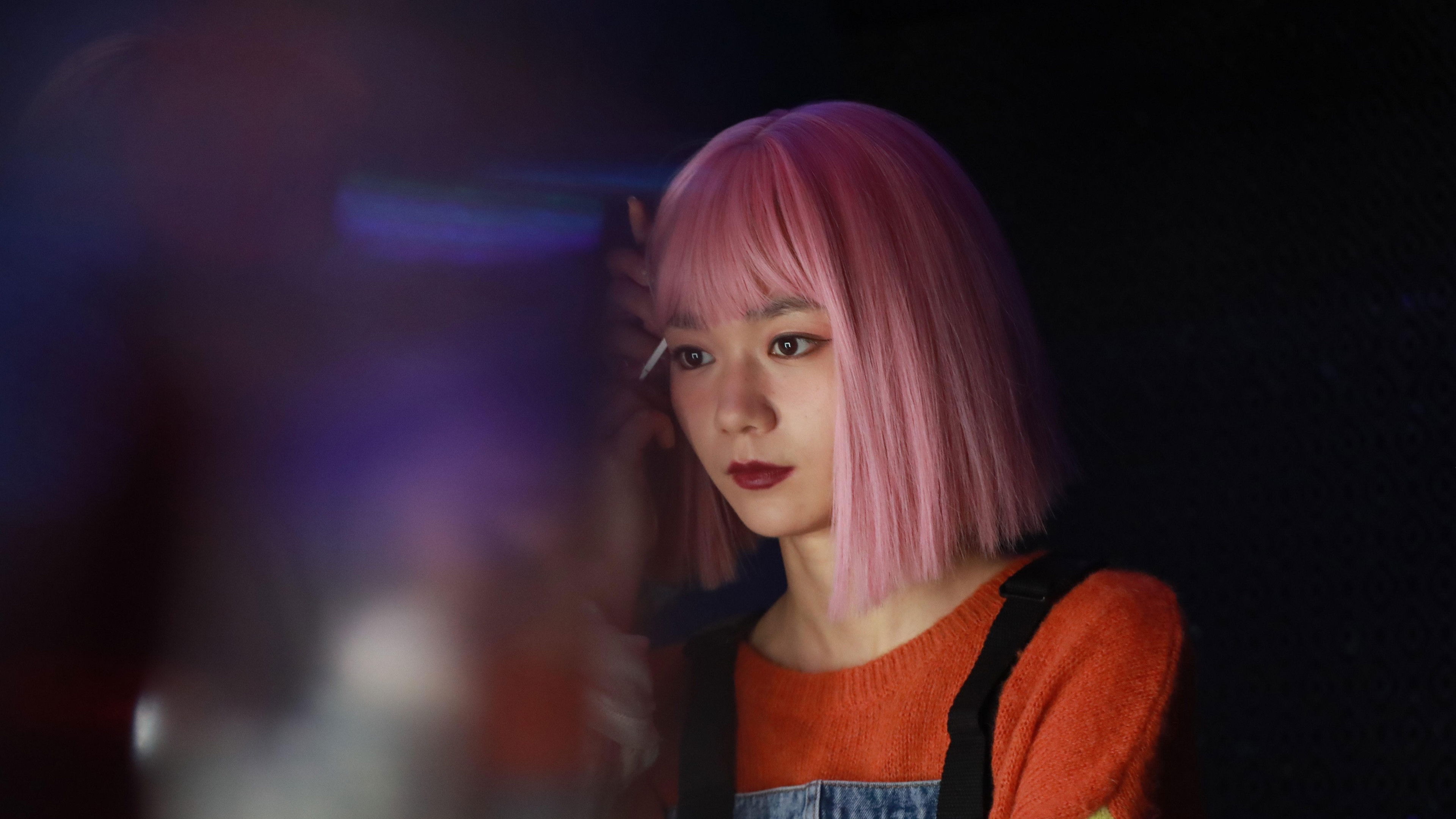 Backdrop for The Lost Daughter