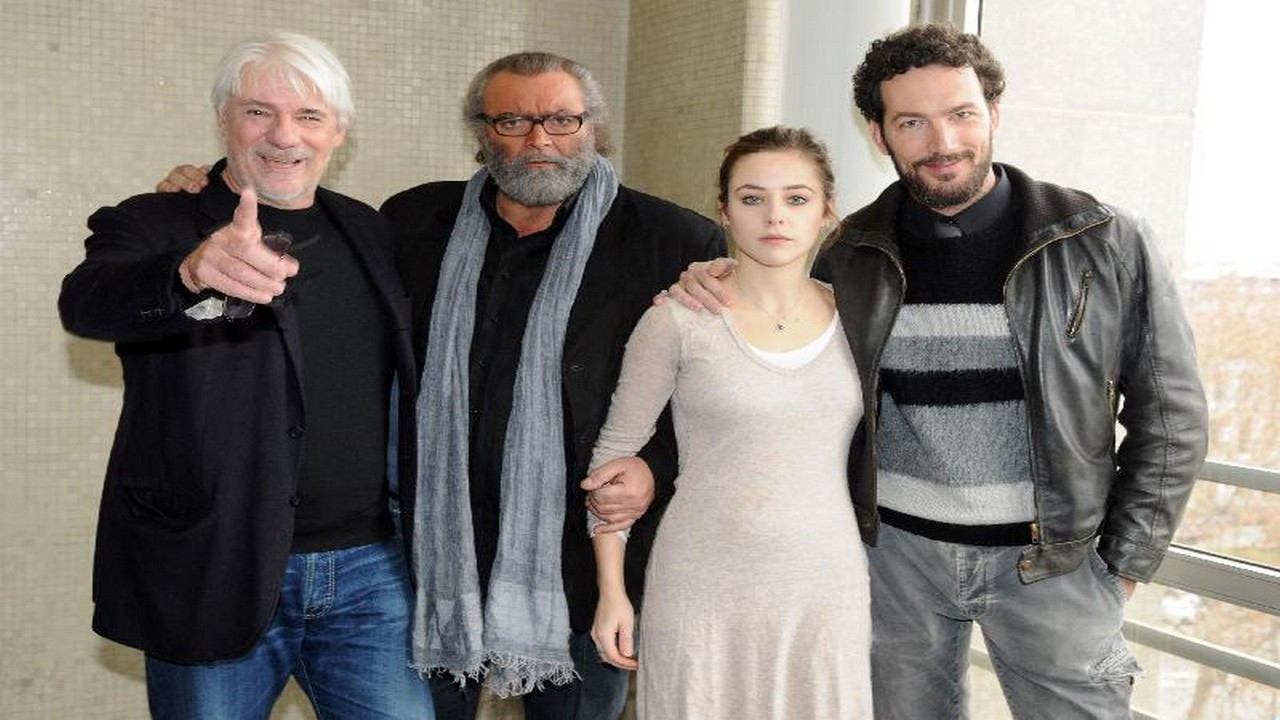 Backdrop for L'assalto