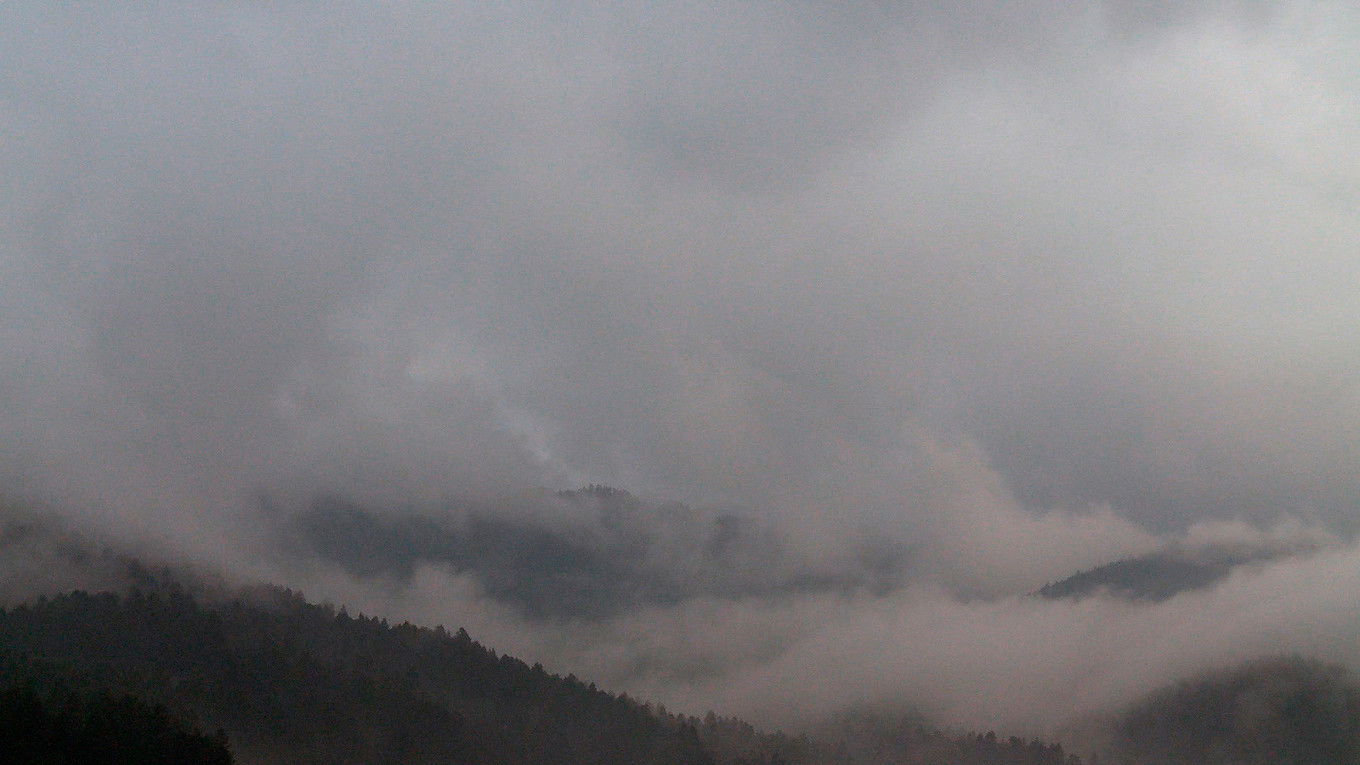 Backdrop for Silencio