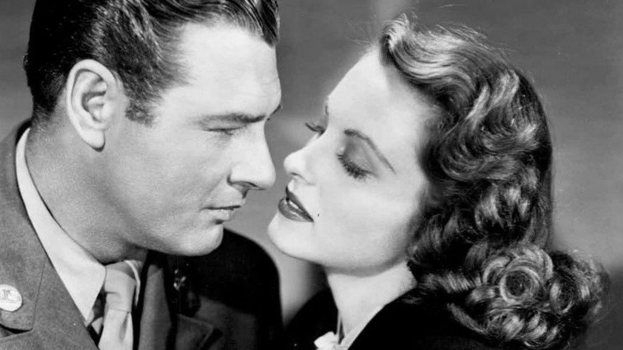 Backdrop for Identity Unknown