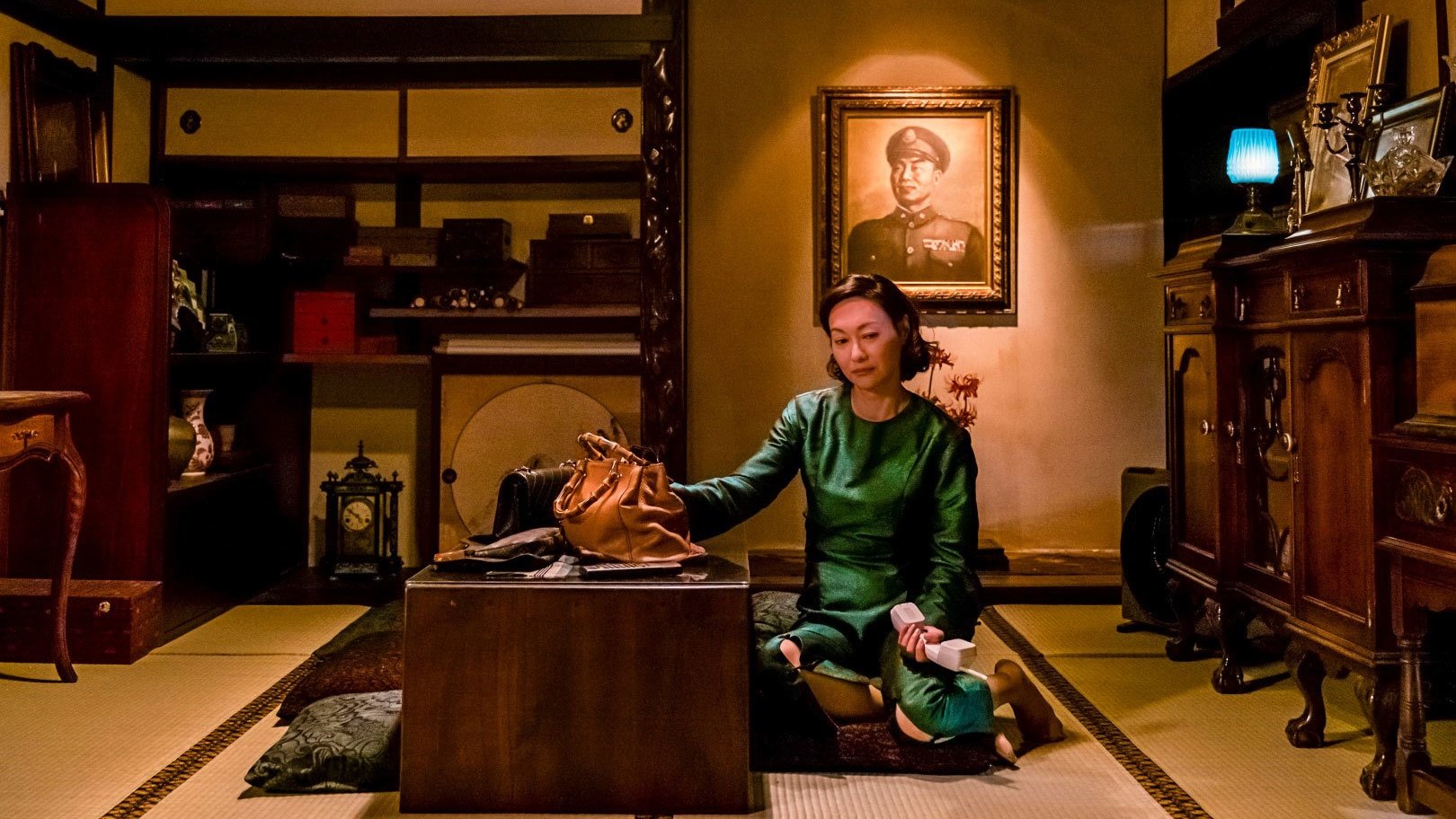 Backdrop for The Bold, the Corrupt and the Beautiful