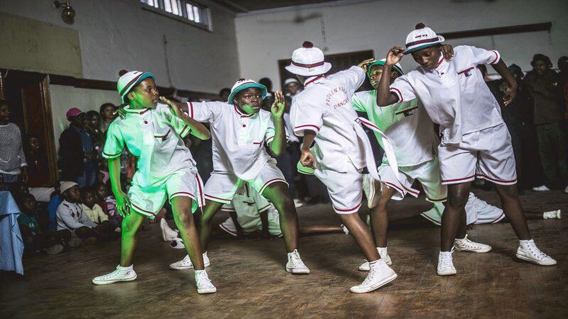 Backdrop for Tjovitjo