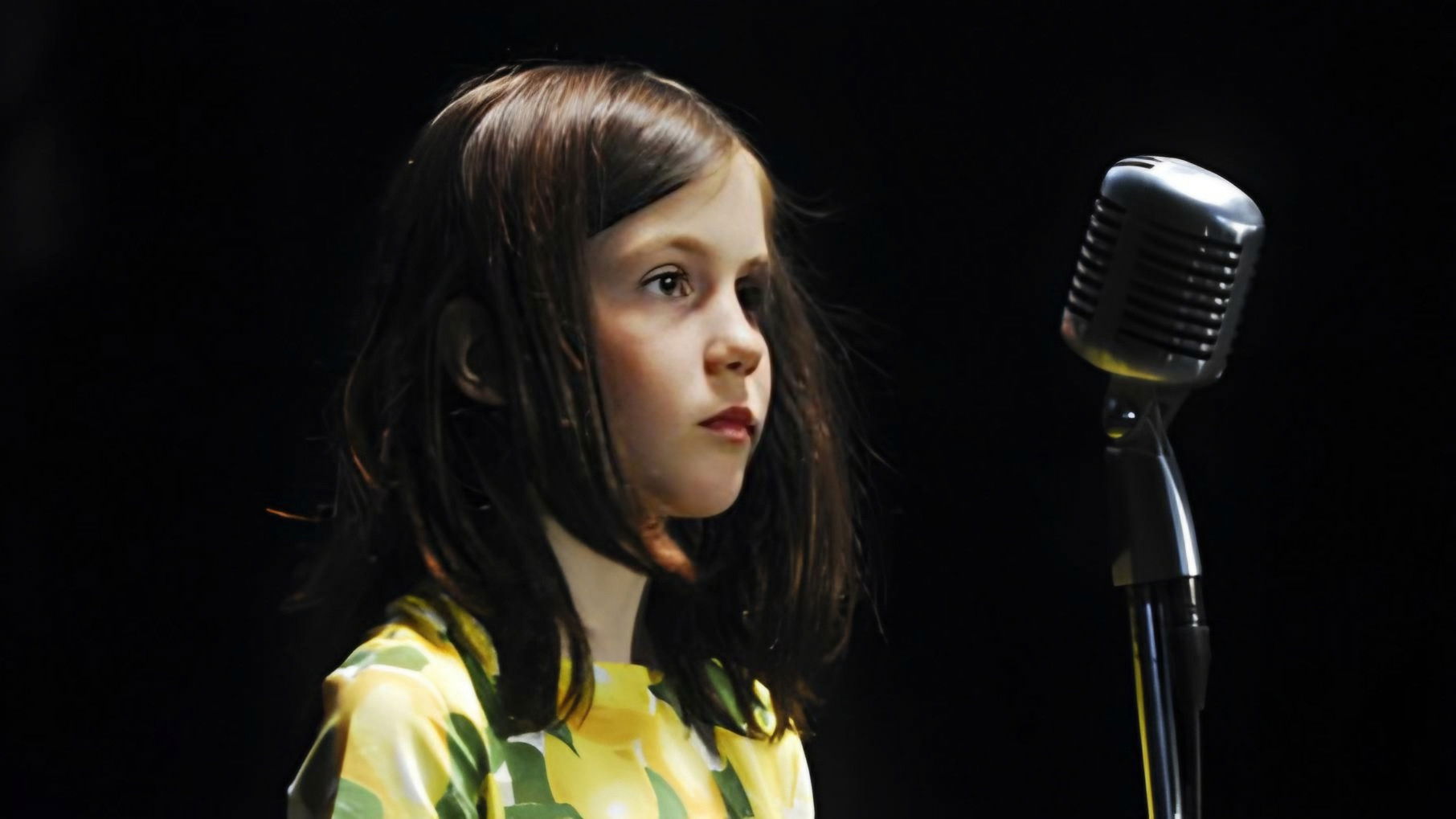 Backdrop for Found Objects